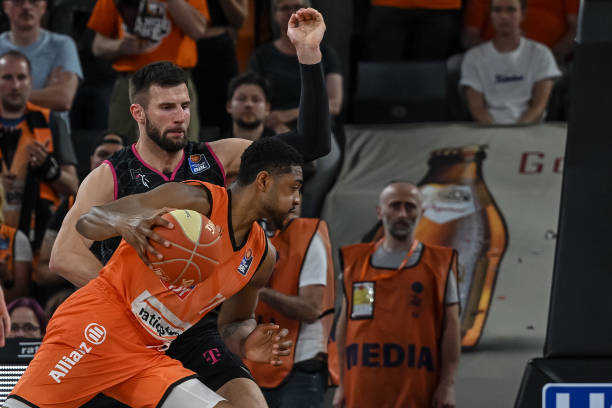 本场比赛他 本场比赛他