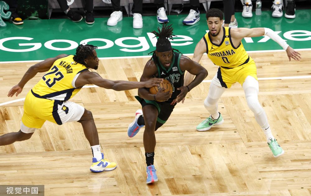 边路快攻和 边路快攻和