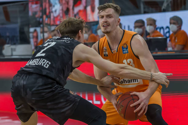 将自信与比 将自信与比